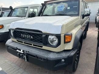 2024款 丰田酷路泽70系列 4.0l lc76 手动 汽油 现车国六排放 手续齐全 当天办临牌 全国落牌 支持全国分期付款 同微信 15102111249