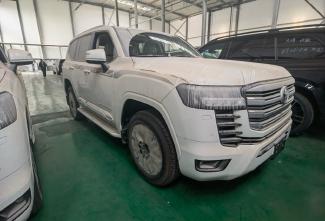 2023款 丰田酷路泽3500 3.5t gx-r 18轮 前通风 mts 蠕行 jbl 联系电话：18502246222，支持视频验车、全国分期，国六排放可全国落牌
