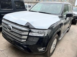 2022款 丰田酷路泽3500 3.5t gx-r 18轮 丝绒 4气 天窗 mts 蠕行 jbl 联系电话：18502246222，支持视频验车、全国分期，国六排放可全国落牌