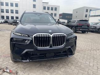 2024款 宝马x7 xdrive40i m运动 联系电话：18502246222，支持视频验车、全国分期，国六排放可全国落牌