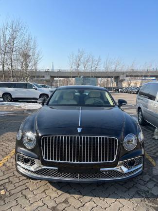 2023款 宾利飞驰4.0t 雅度版 联系电话：18502246222，支持视频验车、全国分期，国六排放可全国落牌