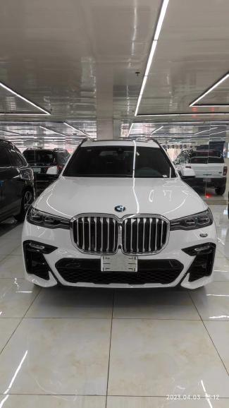 2023款 宝马x7 xdrive40i m运动 豪华包 联系电话：18502246222，支持视频验车、全国分期，国六排放可全国落牌