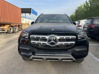 2023款 奔驰gls450 7座 全景